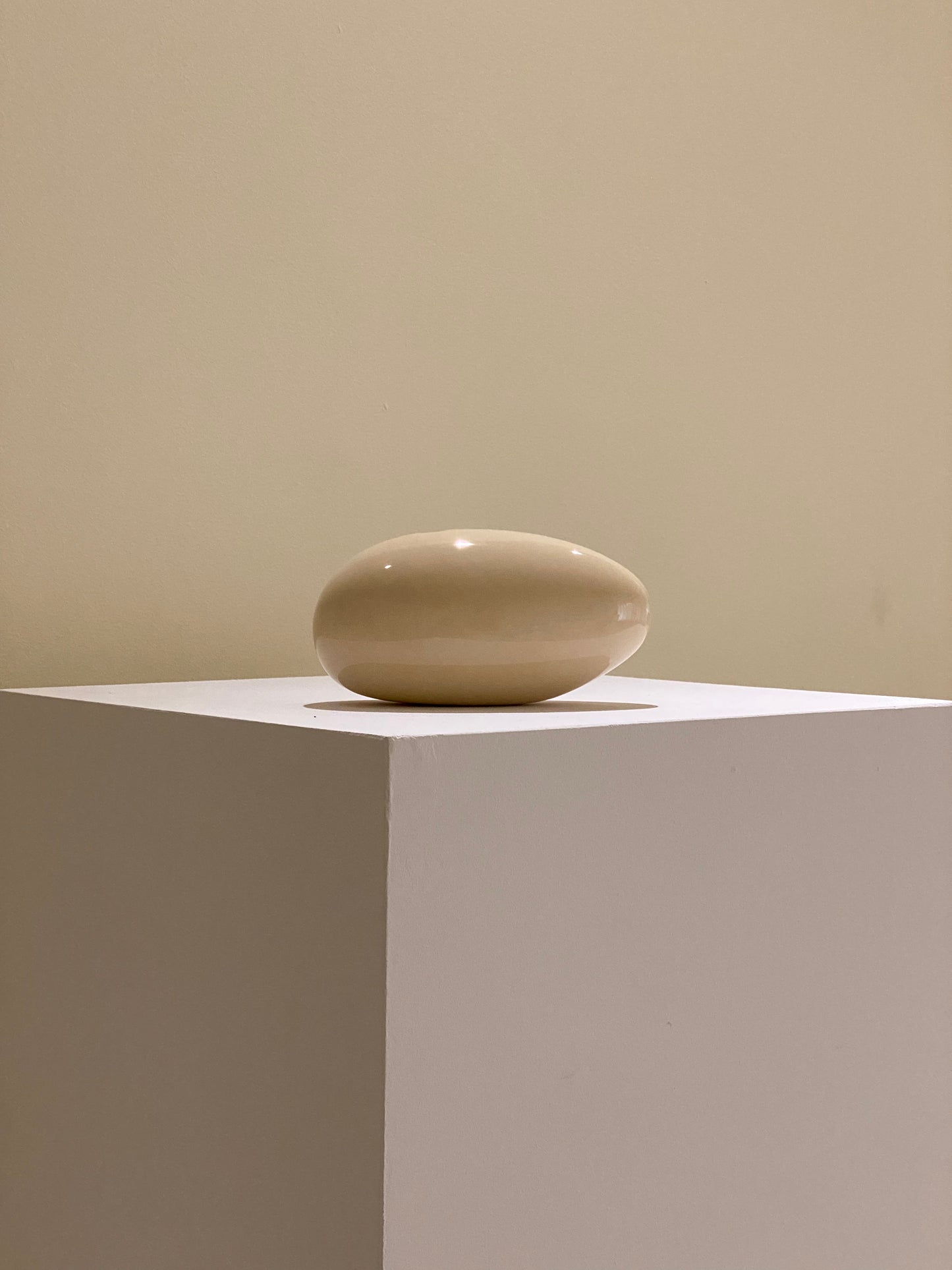 Sculptural vase Natural