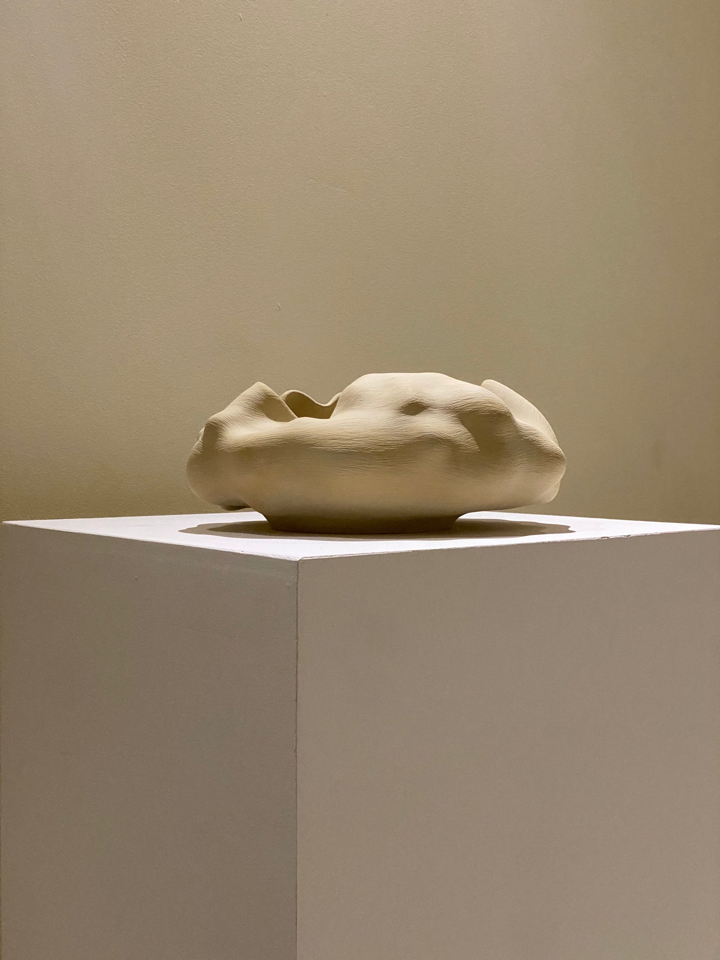 Natural vase BESHLAND