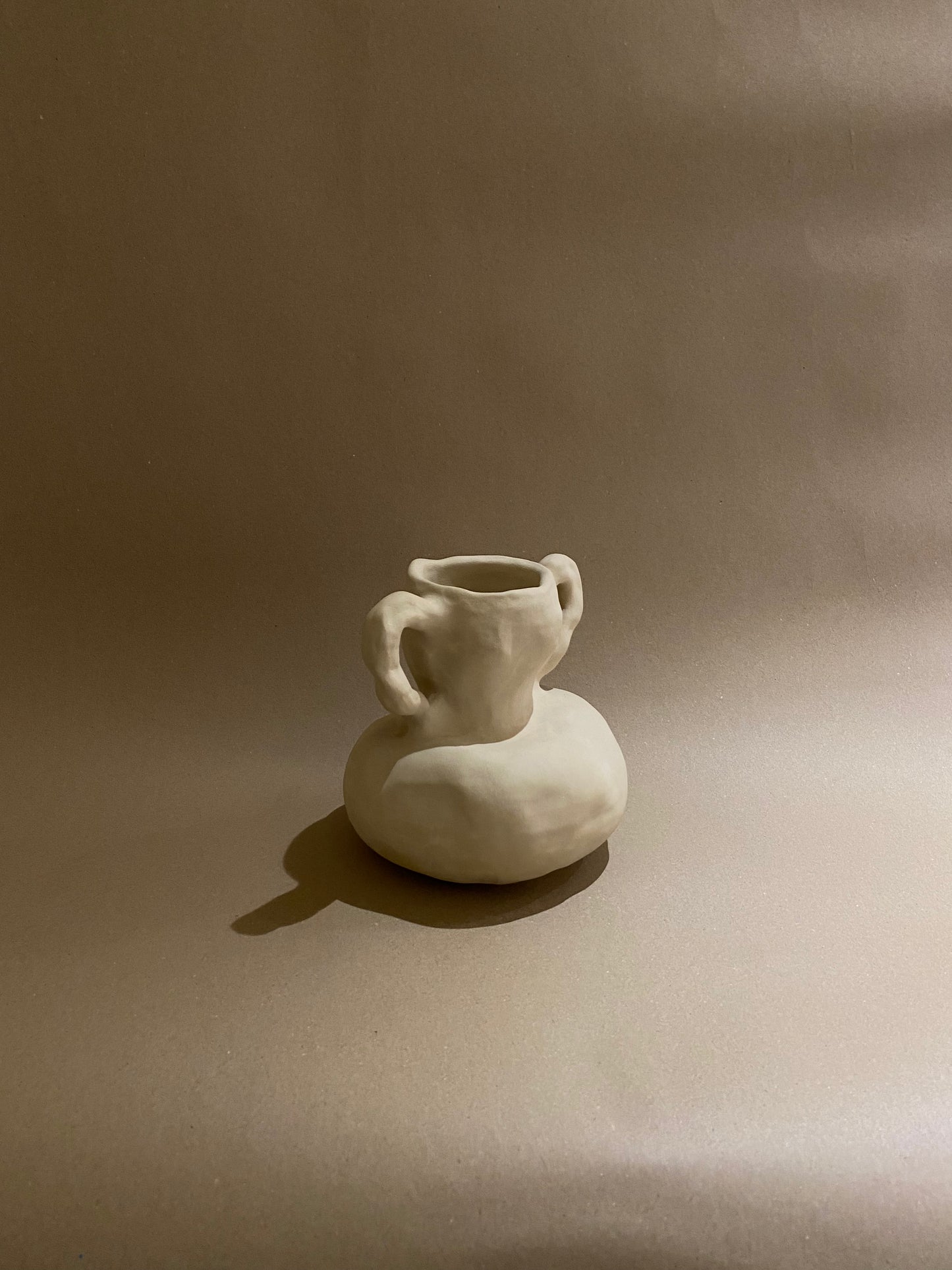 Natural vase BESHLAND